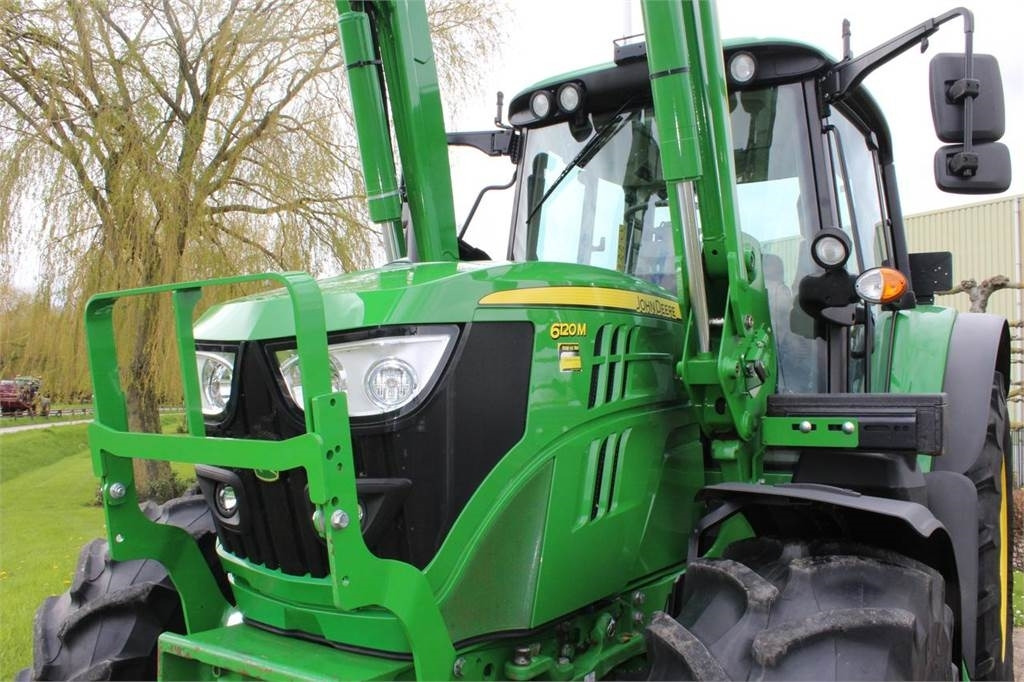 John Deere 6120M with 623R loader - Tracteur agricole: photos 3 John Deere 6120M with 623R loader - Tracteur agricole: photos 3