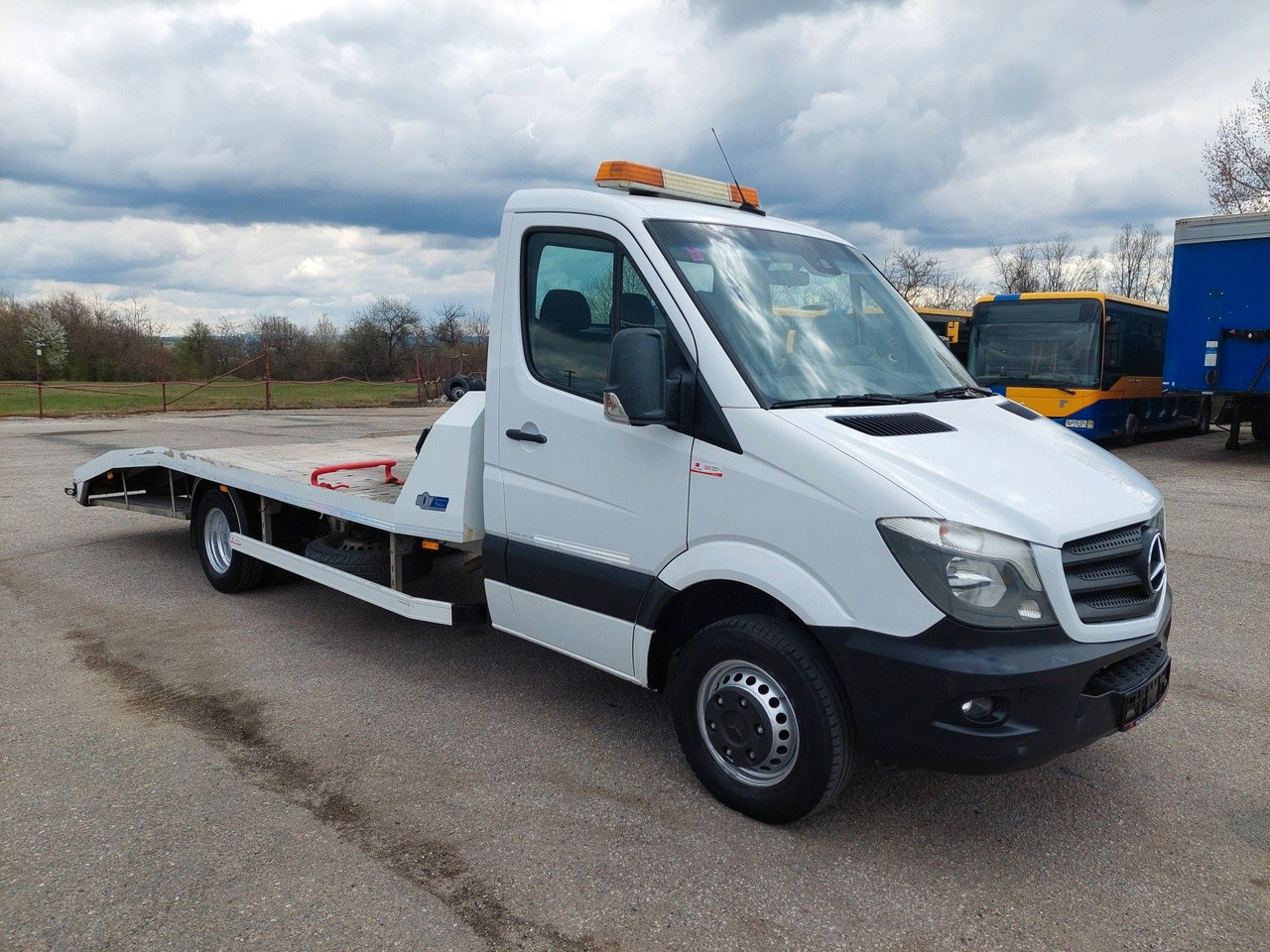 Mercedes-Benz Sprinter II 519 CDI - Camion porte-voitures: photos 2 Mercedes-Benz Sprinter II 519 CDI - Camion porte-voitures: photos 2