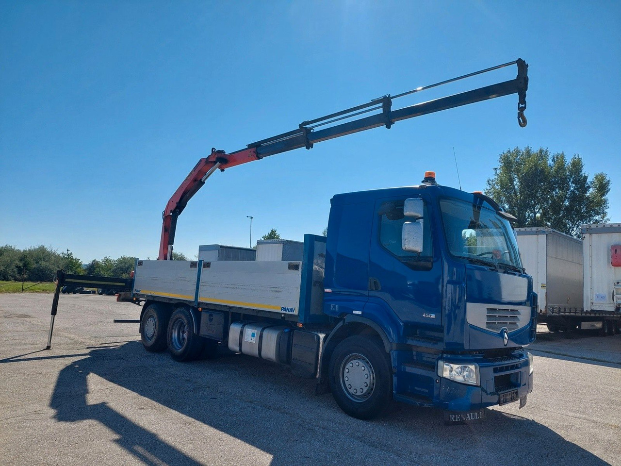 Renault Premium DXI R450.26 HR Palfinger PK 15.500 - Camion plateau, Camion grue: photos 2 Renault Premium DXI R450.26 HR Palfinger PK 15.500 - Camion plateau, Camion grue: photos 2