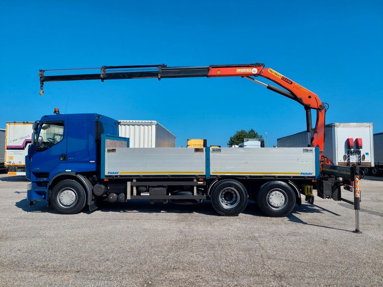 Renault Premium DXI R450.26 HR Palfinger PK 15.500 - Camion plateau, Camion grue: photos 5 Renault Premium DXI R450.26 HR Palfinger PK 15.500 - Camion plateau, Camion grue: photos 5