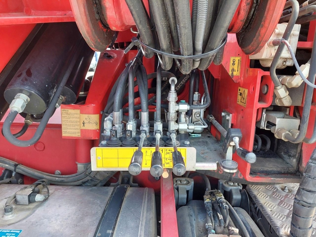 Camion plateau, Camion grue Scania G 410LB 6x4 HNA + Kran Fassi F545RA.2.27 FLY-JIB: photos 13
