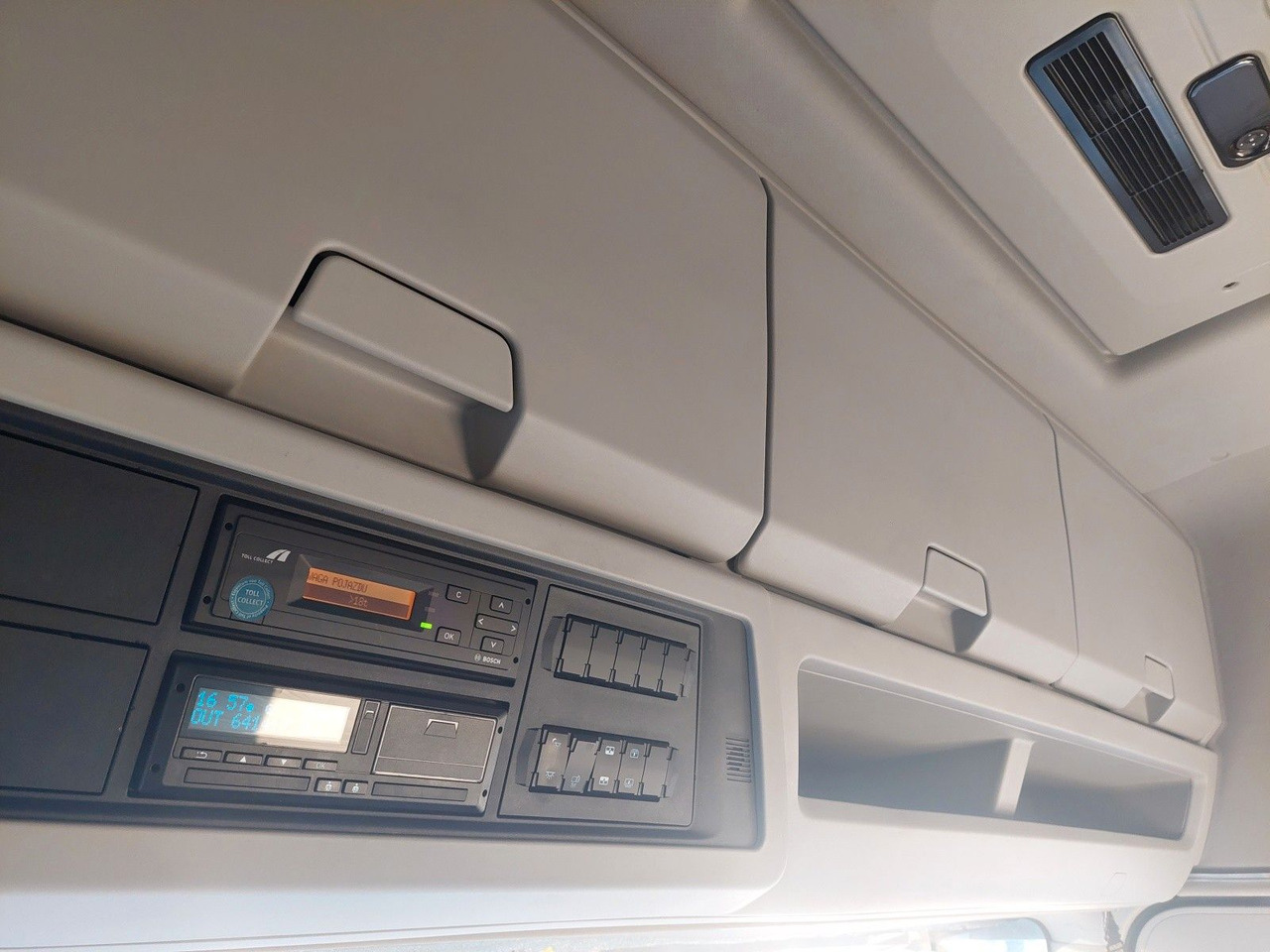 Tracteur routier Ford F-Max 1850 LL: photos 30 Tracteur routier Ford F-Max 1850 LL: photos 30