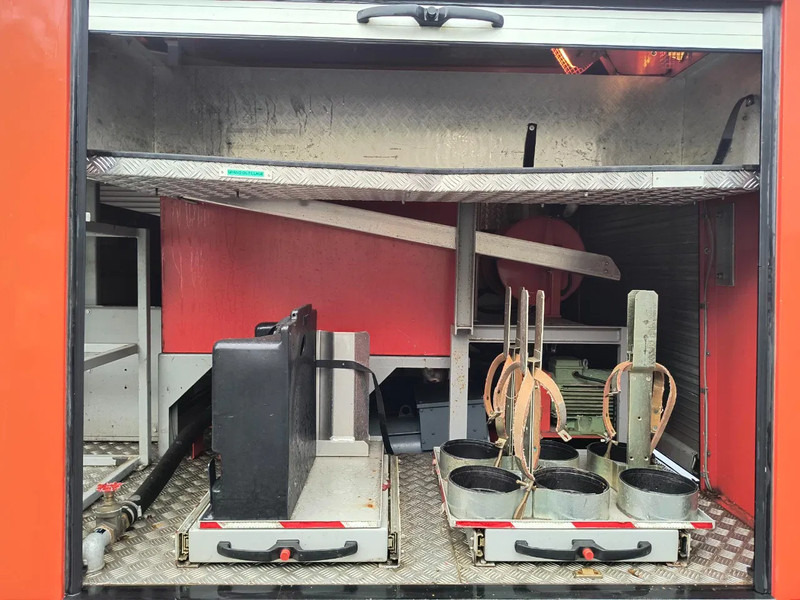 Crédit-bail Iveco Eurocargo 38 025 KM (!) - LIGHT TOWER - GENERATOR - 525L TANK Iveco Eurocargo 38 025 KM (!) - LIGHT TOWER - GENERATOR - 525L TANK: photos 16