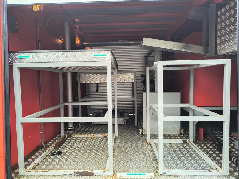 Crédit-bail Iveco Eurocargo 38 025 KM (!) - LIGHT TOWER - GENERATOR - 525L TANK Iveco Eurocargo 38 025 KM (!) - LIGHT TOWER - GENERATOR - 525L TANK: photos 15