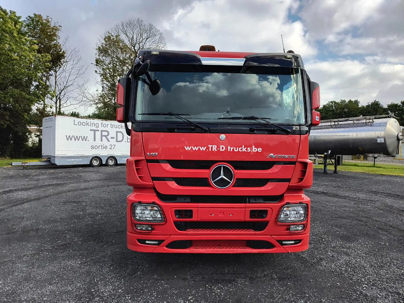 Mercedes-Benz Actros 3360 V8 CRANE HIAB 251S80 - 6X4 - V8 - Camion grumier, Camion grue: photos 2 Mercedes-Benz Actros 3360 V8 CRANE HIAB 251S80 - 6X4 - V8 - Camion grumier, Camion grue: photos 2