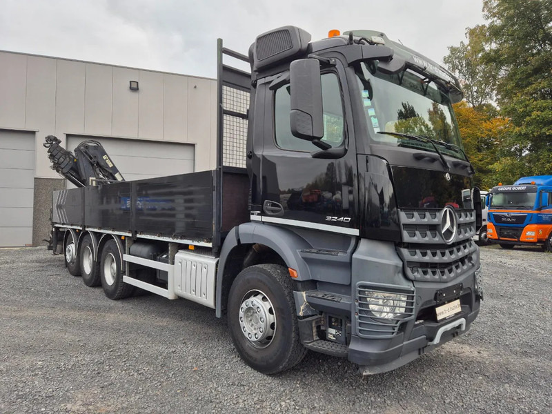 Mercedes-Benz Arocs 3240 8X4 - HIAB 166E-5 HIPRO WITH REMOTE CONTROL - ROTATOR - Camion plateau, Camion grue: photos 3 Mercedes-Benz Arocs 3240 8X4 - HIAB 166E-5 HIPRO WITH REMOTE CONTROL - ROTATOR - Camion plateau, Camion grue: photos 3