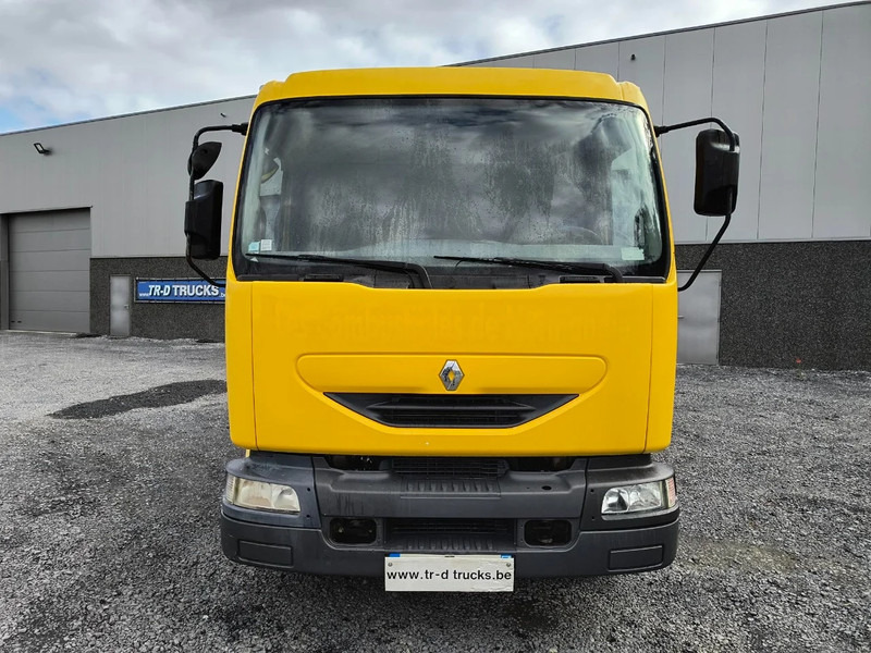 Renault Midlum 220 10500L FUEL / CARBURANT - 4 COMP/A LAMES - Camion citerne: photos 2 Renault Midlum 220 10500L FUEL / CARBURANT - 4 COMP/A LAMES - Camion citerne: photos 2