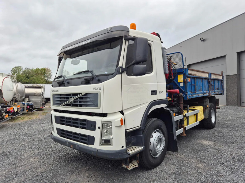 Volvo FM 9.300 TIPPER - HMF 1060K3 CRANE - Camion benne, Camion grue: photos 1 Volvo FM 9.300 TIPPER - HMF 1060K3 CRANE - Camion benne, Camion grue: photos 1