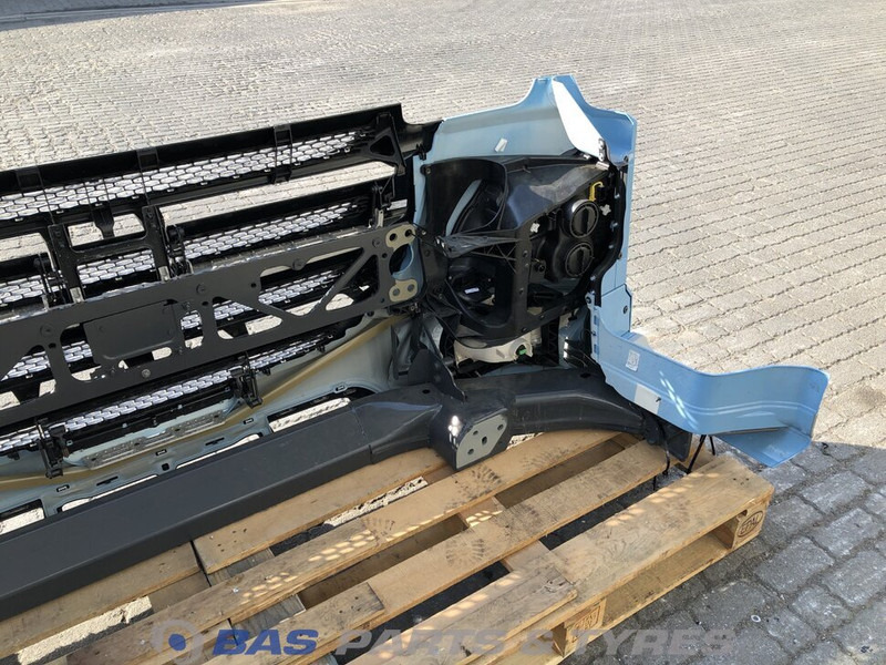 DAF CF Euro 6 Bumper DAF 1837644 - Pare-chocs pour Camion: photos 5 DAF CF Euro 6 Bumper DAF 1837644 - Pare-chocs pour Camion: photos 5