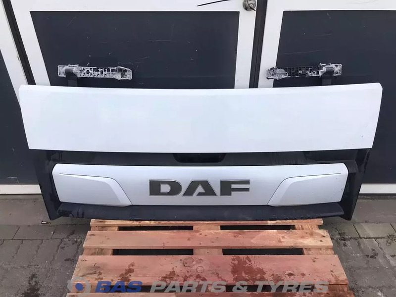 DAF CF Euro 6 - Calandre pour Camion: photos 1 DAF CF Euro 6 - Calandre pour Camion: photos 1