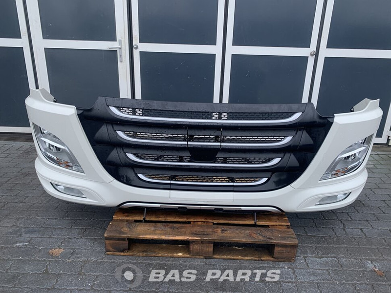 DAF CF Euro 6 - Pare-chocs pour Camion: photos 1 DAF CF Euro 6 - Pare-chocs pour Camion: photos 1