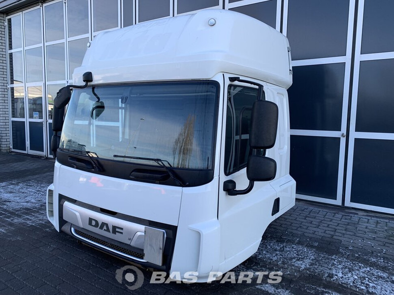DAF CF Euro 6 - Cabine et intérieur pour Camion: photos 1 DAF CF Euro 6 - Cabine et intérieur pour Camion: photos 1
