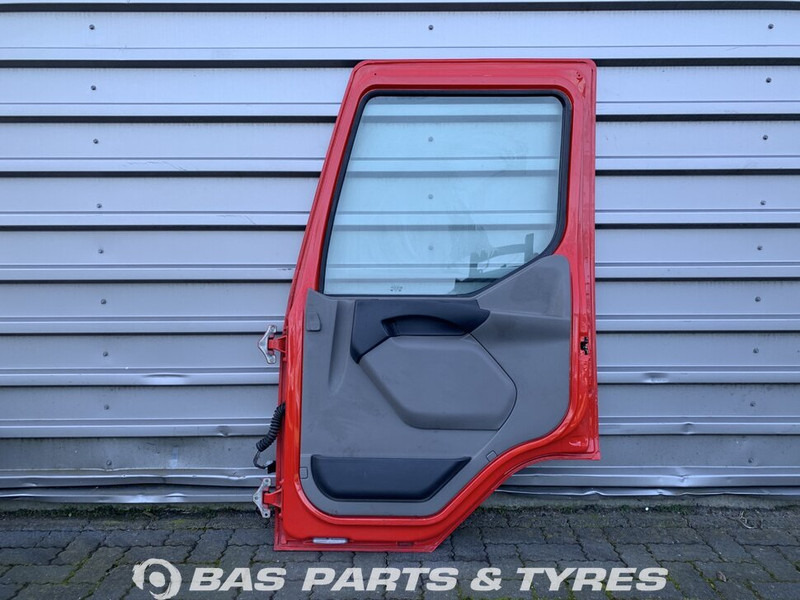 DAF LF45 Euro 4-5 - Portière et pièces pour Camion: photos 2 DAF LF45 Euro 4-5 - Portière et pièces pour Camion: photos 2
