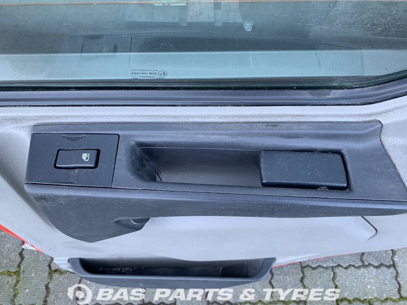 DAF LF45 Euro 4-5 - Portière et pièces pour Camion: photos 3 DAF LF45 Euro 4-5 - Portière et pièces pour Camion: photos 3
