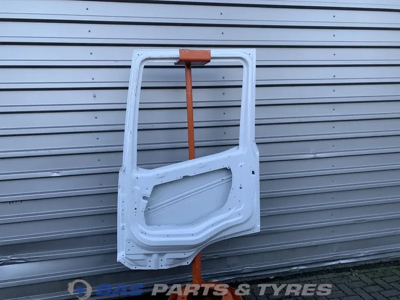 DAF XF G2 - Portière et pièces pour Camion: photos 2 DAF XF G2 - Portière et pièces pour Camion: photos 2