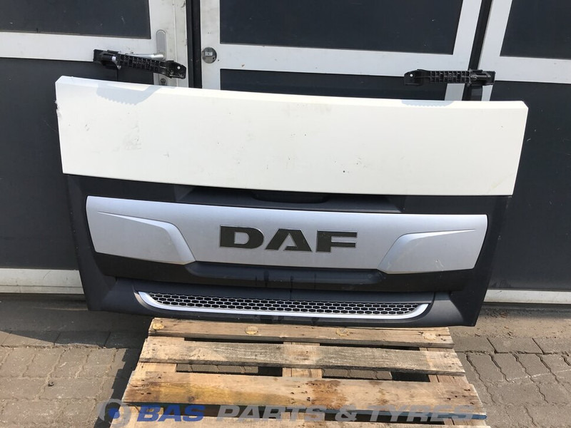 DAF XF106 Grille DAF 1892076 - Calandre pour Camion: photos 1 DAF XF106 Grille DAF 1892076 - Calandre pour Camion: photos 1