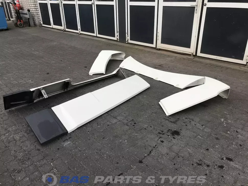 DAF XF106 - Aérodynamique/ Spoilers pour Camion: photos 2 DAF XF106 - Aérodynamique/ Spoilers pour Camion: photos 2