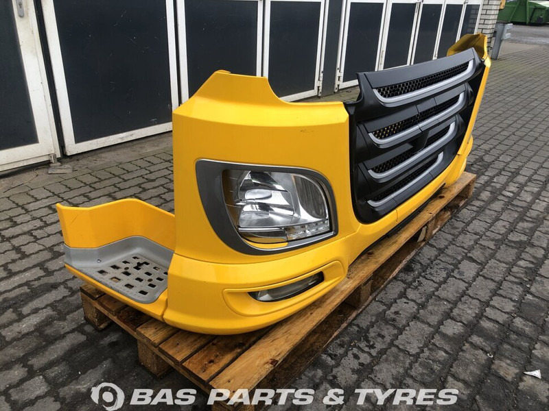 DAF XF106 - Pare-chocs pour Camion: photos 3 DAF XF106 - Pare-chocs pour Camion: photos 3