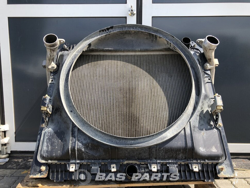 Mercedes-Benz Actros MP4 - Radiateur pour Camion: photos 1 Mercedes-Benz Actros MP4 - Radiateur pour Camion: photos 1