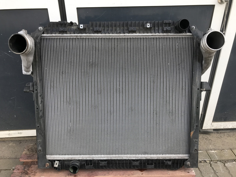 Mercedes-Benz Actros MP4 - Radiateur pour Camion: photos 1 Mercedes-Benz Actros MP4 - Radiateur pour Camion: photos 1