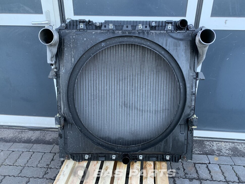 Mercedes-Benz Actros MP4 - Radiateur pour Camion: photos 1 Mercedes-Benz Actros MP4 - Radiateur pour Camion: photos 1