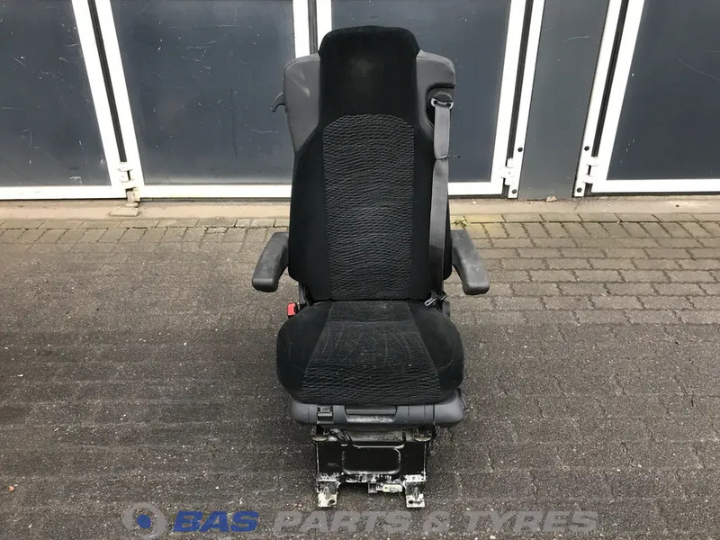 Mercedes-Benz Actros MP4 - Siège pour Camion: photos 1 Mercedes-Benz Actros MP4 - Siège pour Camion: photos 1