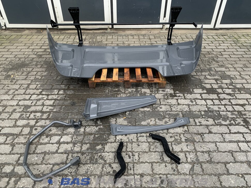 Mercedes-Benz Actros MP4 Spoilerset Mercedes ClassicSpace L-cab L2H1 A 960 790 13 44 - Aérodynamique/ Spoilers pour Camion: photos 4 Mercedes-Benz Actros MP4 Spoilerset Mercedes ClassicSpace L-cab L2H1 A 960 790 13 44 - Aérodynamique/ Spoilers pour Camion: photos 4