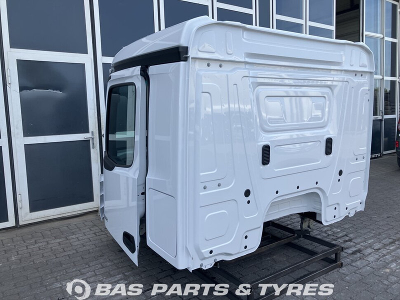 Mercedes-Benz Actros MP5 - Cabine et intérieur pour Camion: photos 3 Mercedes-Benz Actros MP5 - Cabine et intérieur pour Camion: photos 3