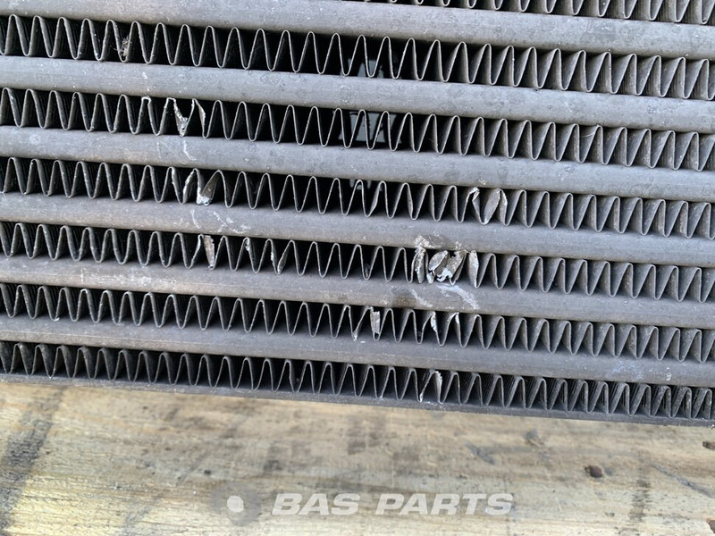 Mercedes-Benz Antos MP4 Intercooler Mercedes A 960 500 07 02 - Intercooler pour Camion: photos 3 Mercedes-Benz Antos MP4 Intercooler Mercedes A 960 500 07 02 - Intercooler pour Camion: photos 3