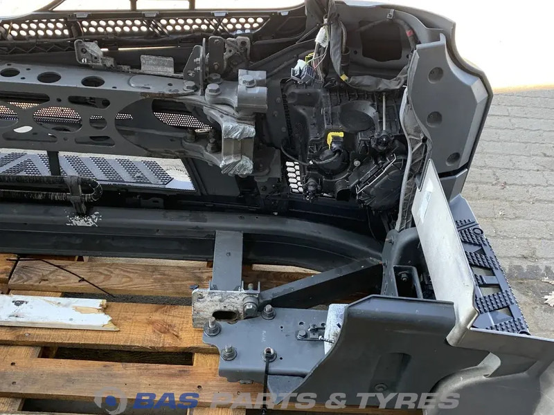 Mercedes-Benz Antos MP4 - Pare-chocs pour Camion: photos 4 Mercedes-Benz Antos MP4 - Pare-chocs pour Camion: photos 4