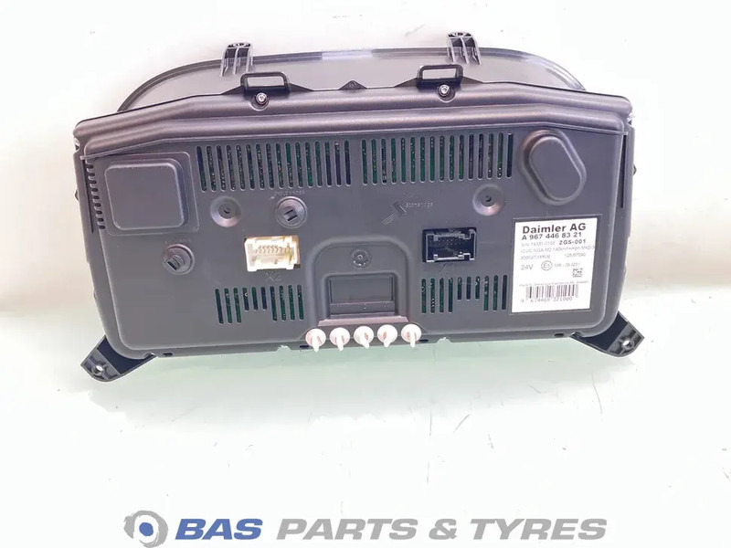 Mercedes-Benz Atego MP4 - Panel de instrumentos pour Camion: photos 2 Mercedes-Benz Atego MP4 - Panel de instrumentos pour Camion: photos 2