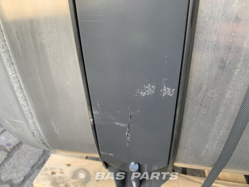 Réservoir de carburant pour Camion Mercedes-Benz Brandstoftank Mercedes 360 Liter A 960 470 51 04: photos 9