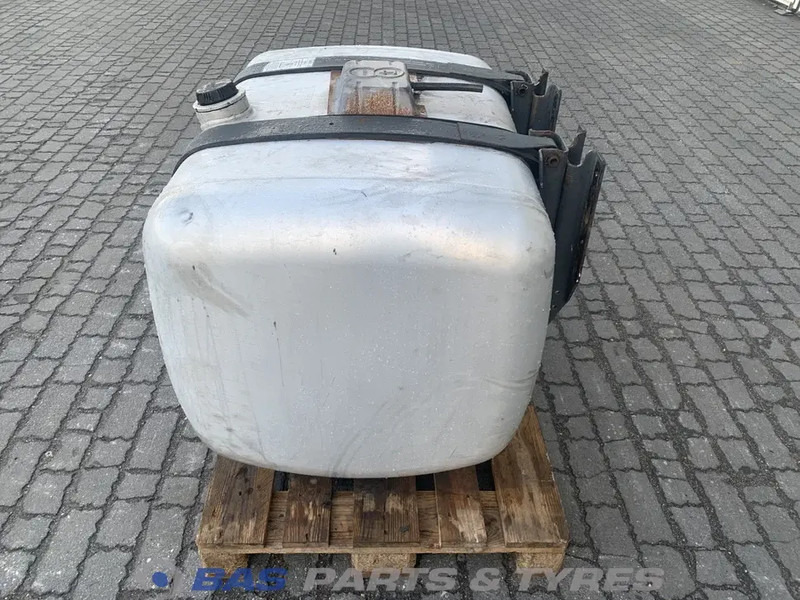 Mercedes-Benz Brandstoftank Mercedes 430 Liter A 960 475 27 03 - Réservoir de carburant pour Camion: photos 2 Mercedes-Benz Brandstoftank Mercedes 430 Liter A 960 475 27 03 - Réservoir de carburant pour Camion: photos 2