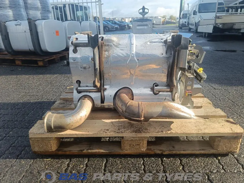 Mercedes-Benz Katalysator Mercedes A 010 490 78 12 - Silencieux pour Camion: photos 1 Mercedes-Benz Katalysator Mercedes A 010 490 78 12 - Silencieux pour Camion: photos 1