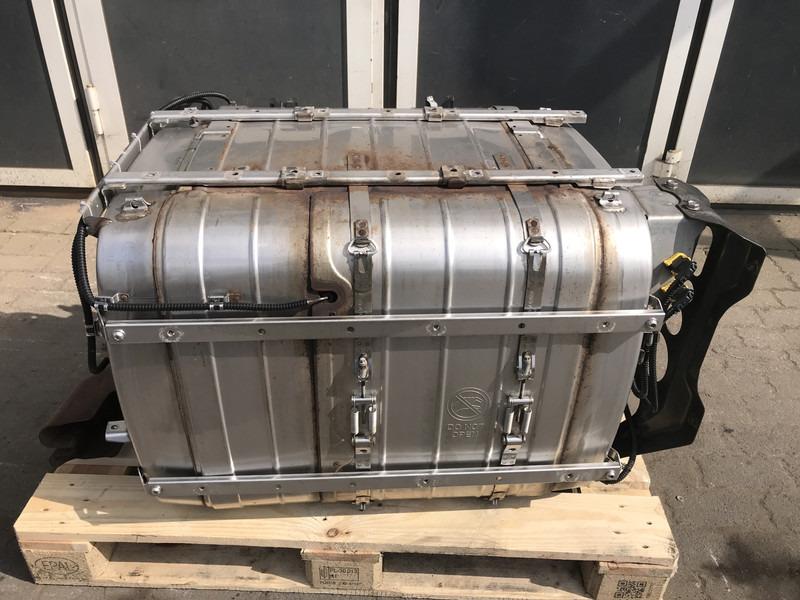 Mercedes-Benz Uitlaatdemper Mercedes A 007 490 85 12 - Catalyseur pour Camion: photos 1 Mercedes-Benz Uitlaatdemper Mercedes A 007 490 85 12 - Catalyseur pour Camion: photos 1