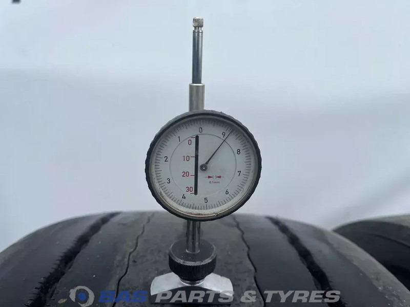 Michelin Michelin 385/55R22.5 X Multi F 160 K M+S 3PMSF gebruikte set - Pneu pour Camion: photos 3 Michelin Michelin 385/55R22.5 X Multi F 160 K M+S 3PMSF gebruikte set - Pneu pour Camion: photos 3