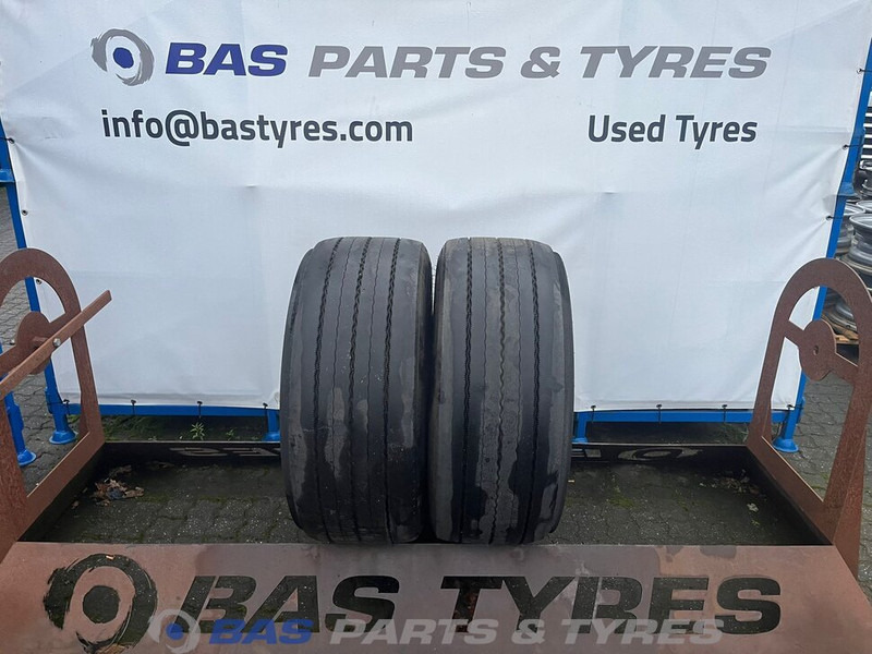 Michelin Michelin 385/55R22.5 X Multi F 160 K M+S 3PMSF gebruikte set - Pneu pour Camion: photos 1 Michelin Michelin 385/55R22.5 X Multi F 160 K M+S 3PMSF gebruikte set - Pneu pour Camion: photos 1
