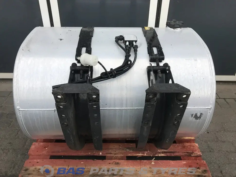 Renault Brandstoftank Renault 450 Liter G0000123 - Réservoir de carburant pour Camion: photos 3 Renault Brandstoftank Renault 450 Liter G0000123 - Réservoir de carburant pour Camion: photos 3