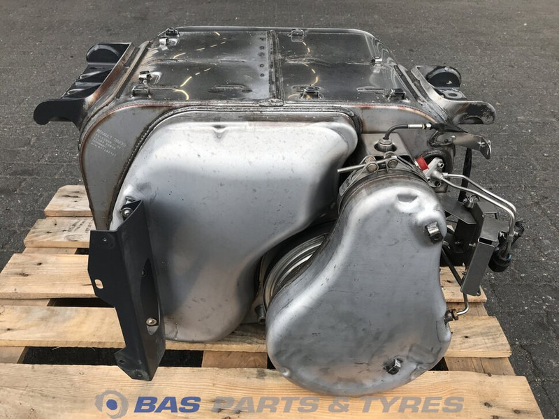 Renault - Silencieux pour Camion: photos 1 Renault - Silencieux pour Camion: photos 1