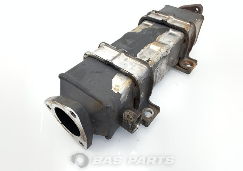 Renault - Refroidisseur EGR pour Camion: photos 1 Renault - Refroidisseur EGR pour Camion: photos 1