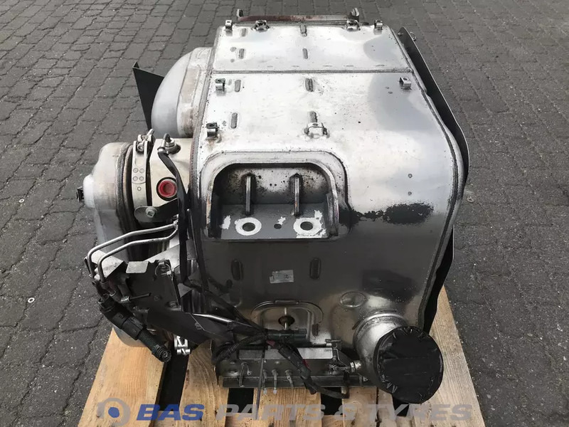 Renault - Silencieux pour Camion: photos 2 Renault - Silencieux pour Camion: photos 2