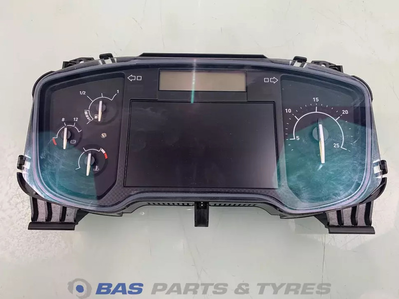 Renault T-Serie - Panel de instrumentos pour Camion: photos 1 Renault T-Serie - Panel de instrumentos pour Camion: photos 1