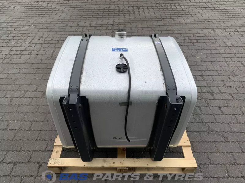 Scania Brandstoftank Scania 350 Liter 1871189 - Réservoir de carburant pour Camion: photos 3 Scania Brandstoftank Scania 350 Liter 1871189 - Réservoir de carburant pour Camion: photos 3