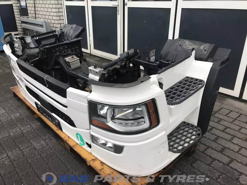 Scania P-Serie NextGen Bumper Scania 2379894 - Pare-chocs pour Camion: photos 2 Scania P-Serie NextGen Bumper Scania 2379894 - Pare-chocs pour Camion: photos 2