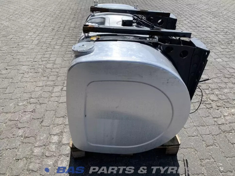 Volvo Brandstoftank Volvo 480 Liter G0000146 - Réservoir de carburant pour Camion: photos 2 Volvo Brandstoftank Volvo 480 Liter G0000146 - Réservoir de carburant pour Camion: photos 2