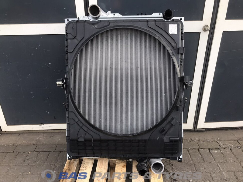 Volvo FH4 - Radiateur pour Camion: photos 1 Volvo FH4 - Radiateur pour Camion: photos 1