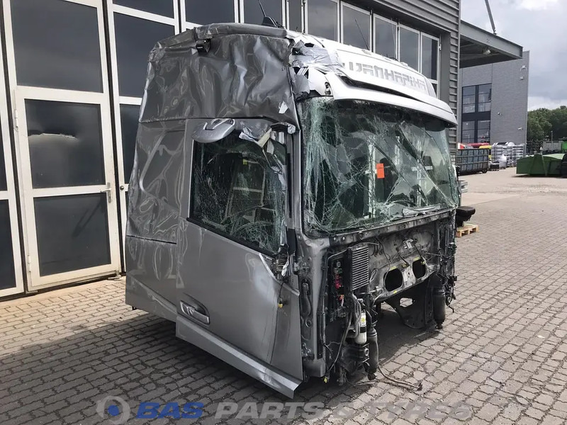 Volvo FH4 - Cabine et intérieur pour Camion: photos 2 Volvo FH4 - Cabine et intérieur pour Camion: photos 2