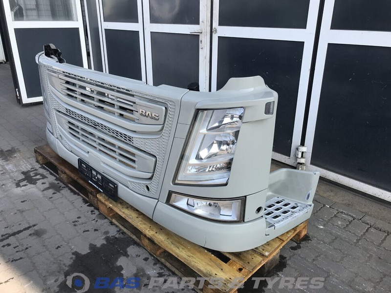 Volvo FM4 - Pare-chocs pour Camion: photos 2 Volvo FM4 - Pare-chocs pour Camion: photos 2