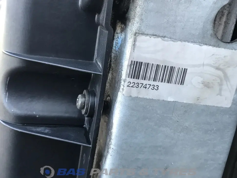 Volvo FM4 - Radiateur pour Camion: photos 3 Volvo FM4 - Radiateur pour Camion: photos 3