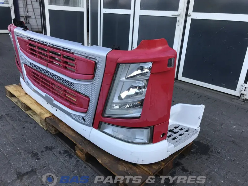 Volvo FM4 - Pare-chocs pour Camion: photos 2 Volvo FM4 - Pare-chocs pour Camion: photos 2